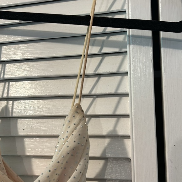 Klesis bodycon ruched faux diamond dress | Ivory - Picture 8 of 11